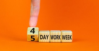 Kan mijn baas zomaar van een vierdagen- naar een vijfdagensysteem overschakelen?