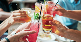 Kan ik een alcoholcontrole op het werk weigeren?