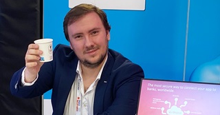 Het loon van een junior key account director: 5.043 euro