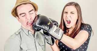 De 12 meest asociale gewoontes van je collega's