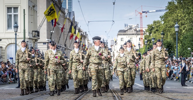 Combien gagne-t-on en travaillant à la Défense ?