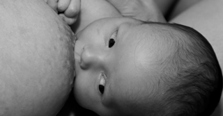 Hoe regel ik de borstvoedingspauzes praktisch?