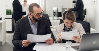 De verschillen tussen statutairen en contractuelen