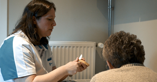 Van winkelbediende tot gepassioneerde verzorgende bij Familiehulp