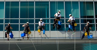 Maintenez votre job sur le devant de la scène : 5 conseils de carrière post-coronavirus