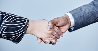 Is een mondeling beloofde loonsverhoging bindend?