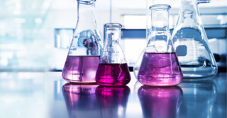 Labojobs zitten in de lift