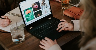 Alcohol op het werk werkt wel