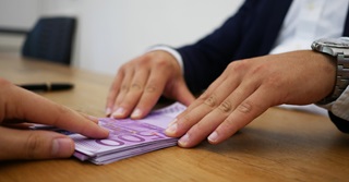 Een lening aanvragen: het verschil tussen een particulier en een zelfstandige