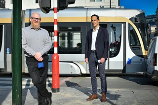 MIVB-medewerkers halen mosterd bij Google