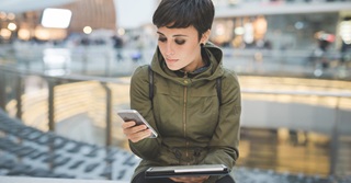 Millennials en corona: meer pessimisme, minder stress