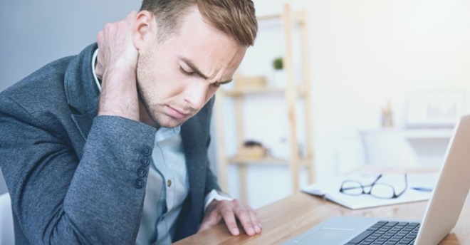 9 employés de bureau sur 10 souffrent de troubles physiques liées au travail