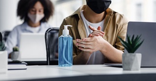 IN BEELD: Zo ziet het post-Covid-19 kantoor eruit