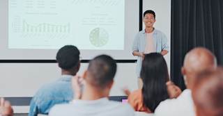 VIDEO: Wat mag je bij een presentatie NIET doen?