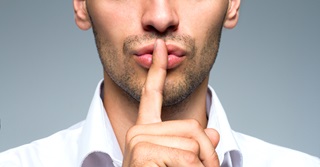 Doet corona ons zwijgen op het werk?