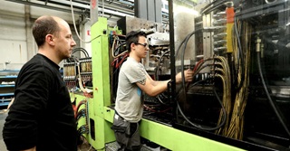 Zo krijg je na 10 weken opleiding een job in de kunststofsector