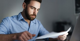 Hoe dien ik een uitkeringsaanvraag in?