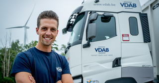 Midas is instructeur zwaar vervoer bij VDAB: “Vrachtwagenchauffeur is de mooiste job ter wereld”