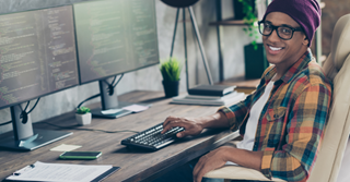 Waarom jonge werknemers zich explicieter kleden