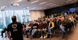 We Are Chemistry 2024: speedpresentaties en chemie