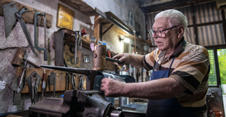 Wat hebben oudere werknemers nodig op de werkvloer?