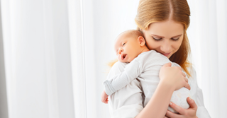 Zelfstandige moeders hebben recht op gratis dienstencheques